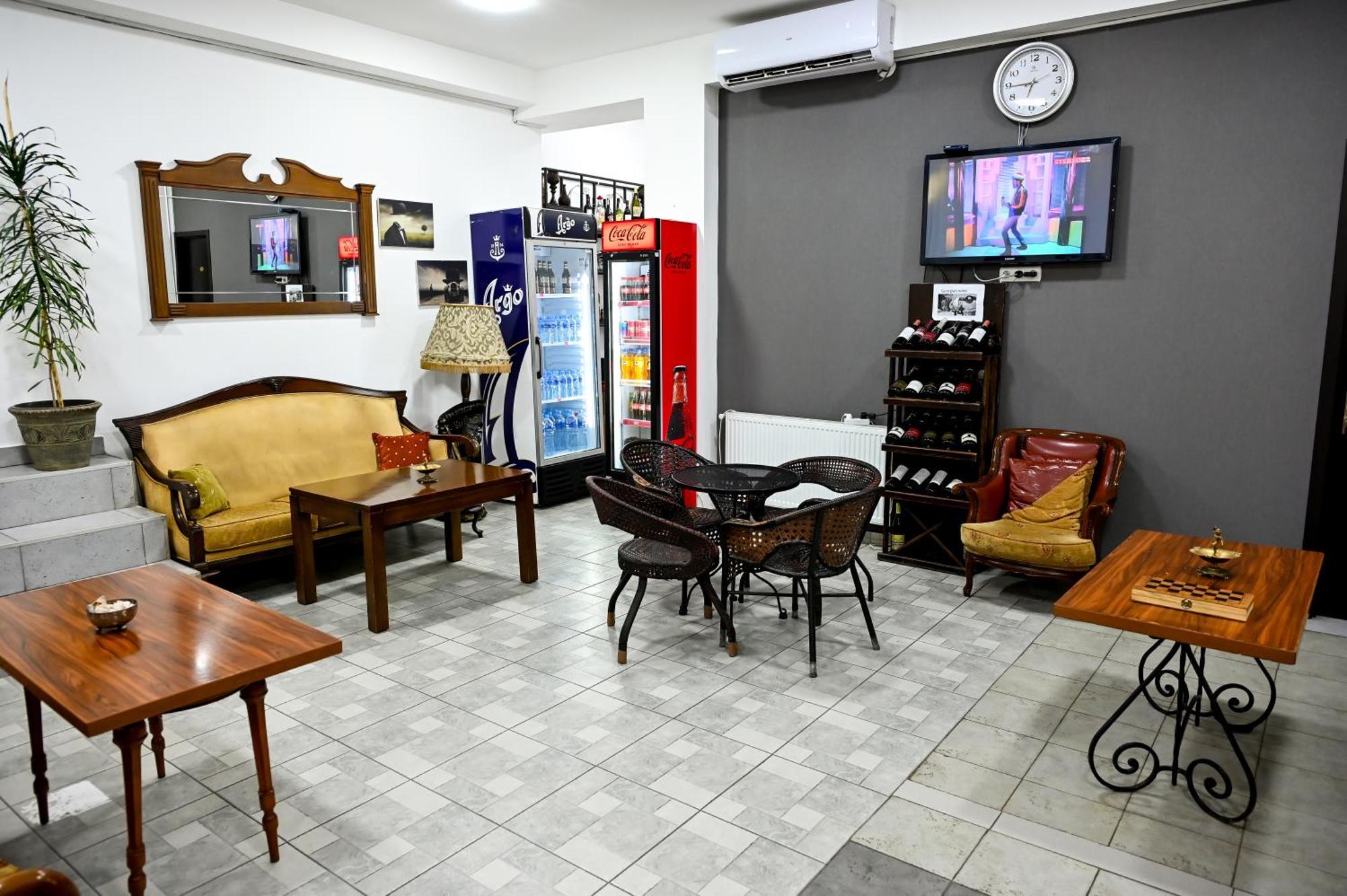 Starhostel คูทายสิ ภายนอก รูปภาพ