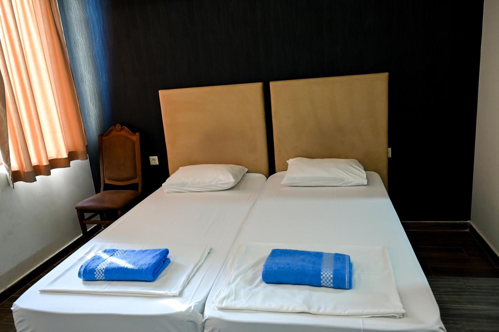 Starhostel คูทายสิ ภายนอก รูปภาพ