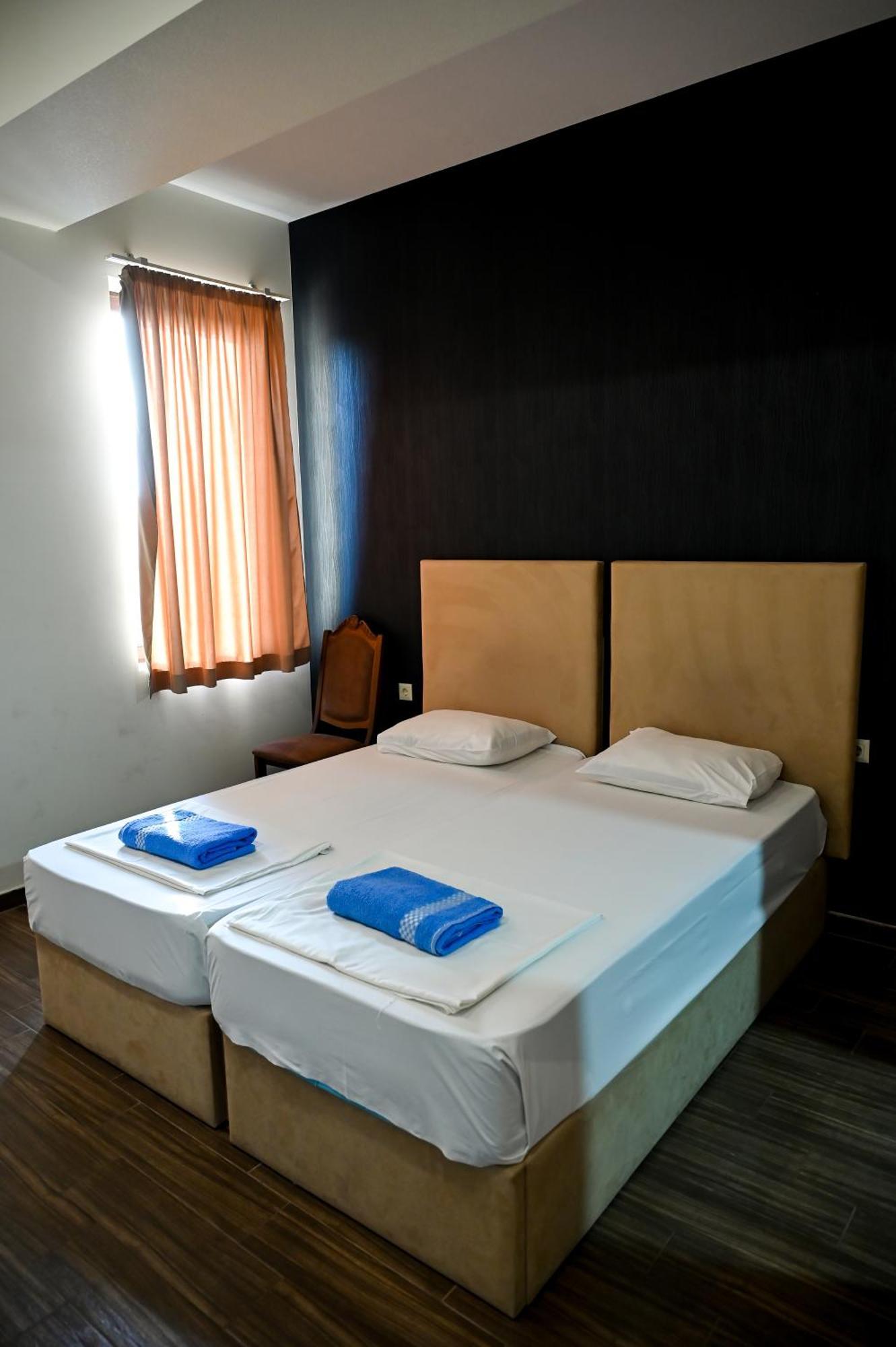 Starhostel คูทายสิ ภายนอก รูปภาพ