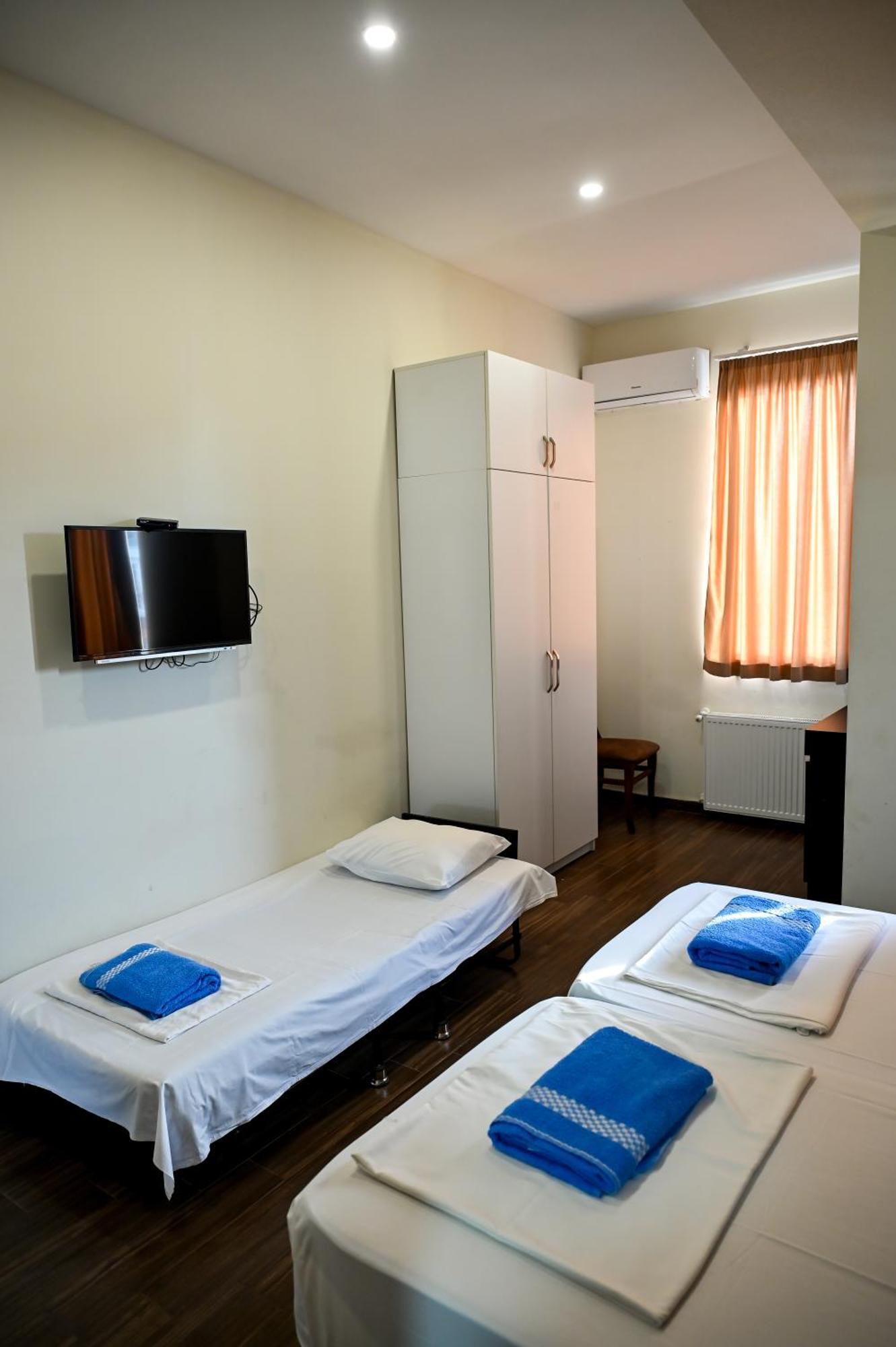Starhostel คูทายสิ ภายนอก รูปภาพ