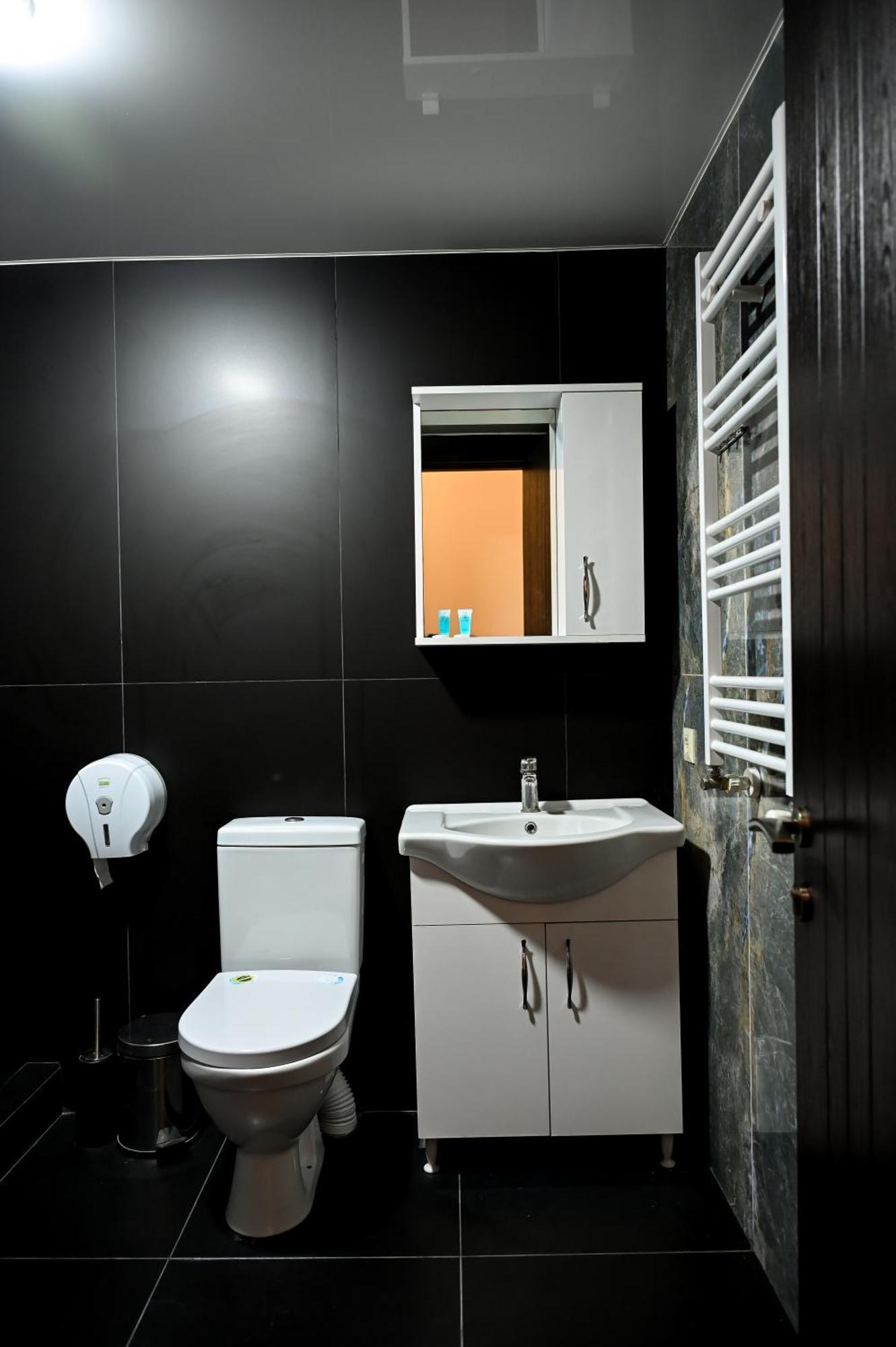 Starhostel คูทายสิ ภายนอก รูปภาพ