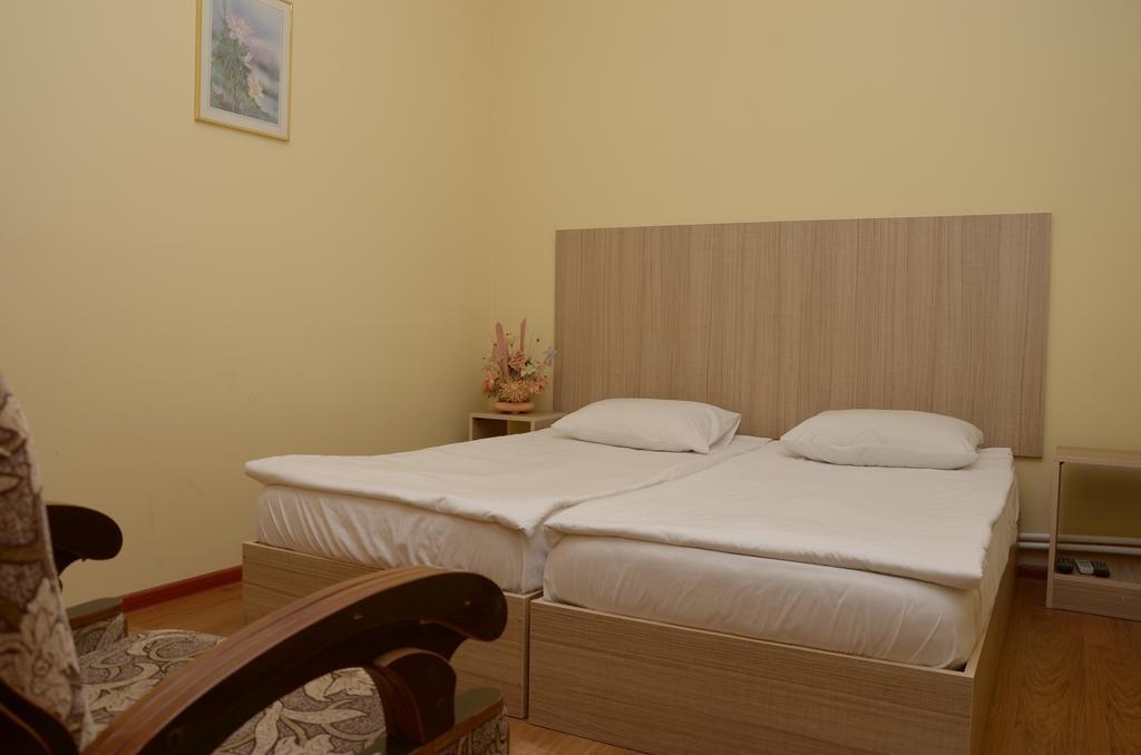 Starhostel คูทายสิ ภายนอก รูปภาพ